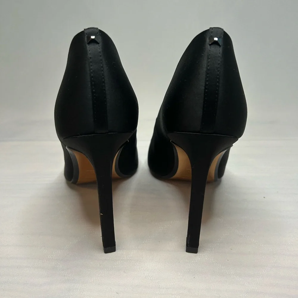 TED BAKER- Brayden Brooch Detail Courts Heels (NWOT) US Size 5.5 EU Size 35 - Picture 5 of 11